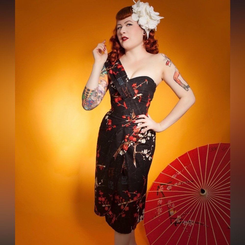 Violets in May Asian Inspired Pinup Dress 2X Retro Vintage Cocktail Party Plus